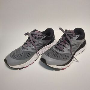 New Balance 840 V4 Running Shoes Women’s Cyclone/Poisonberry Grey